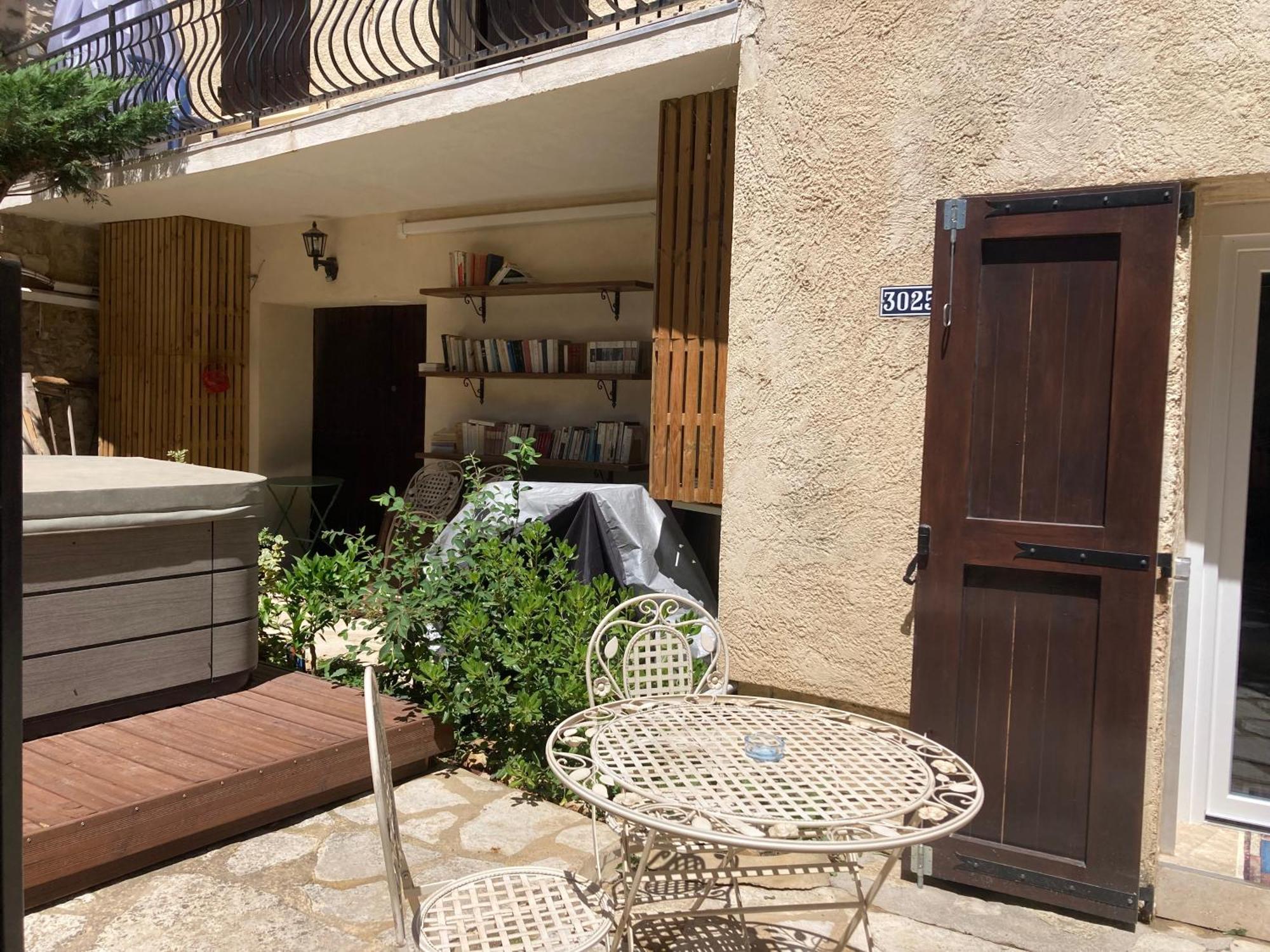 Le Studio D Aurelie Avec Spa Ete En Pleine Campagne Et Proche De Toute Commodite โรกมอเร ภายนอก รูปภาพ